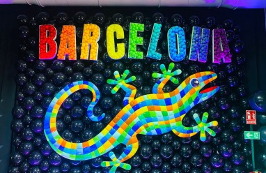 Arte contemporáneo con globos gigantes en Balloon Story Barcelona 2026 Barcelona.